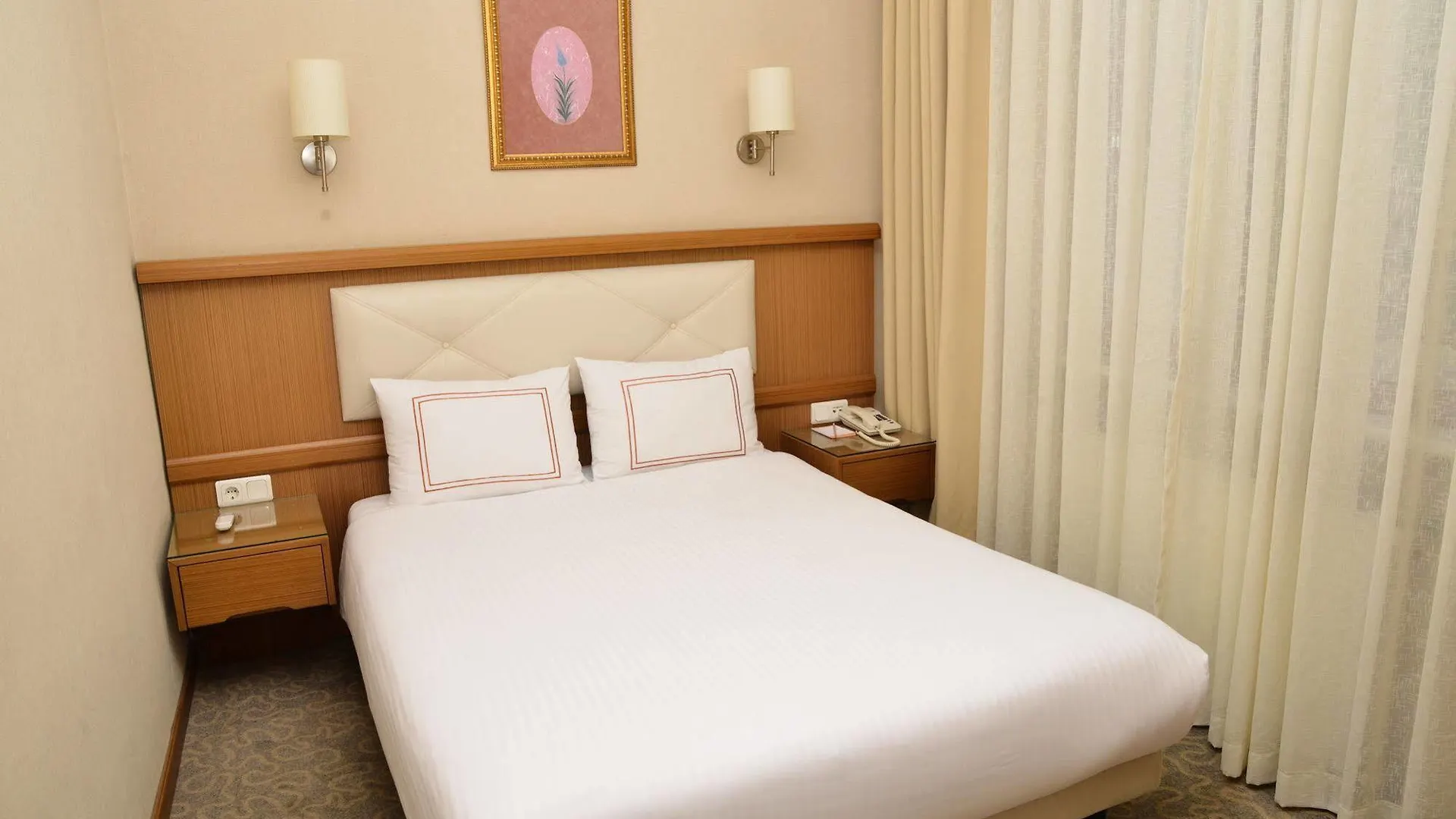 Ilkay Hotel Istanbul Turkey